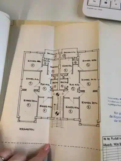 4-Zimmer-Wohnung im Wachmannquartier - Grundriss Whg. 1 und 2 (198)