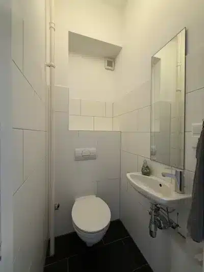 4-Zimmer-Wohnung im Wachmannquartier - WC (190)