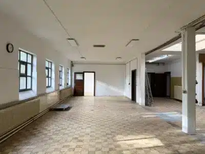 Interessante Gewerbehalle / Lagerhalle mit Büro - Halle (47)