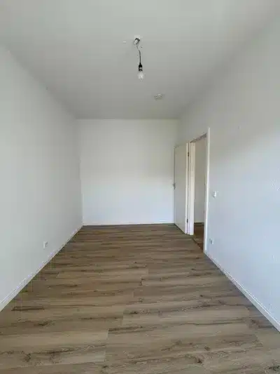 Gemütliche 2-Zimmer-Wohnung in der historischen Curie-Siedlung - Zimmer (838)