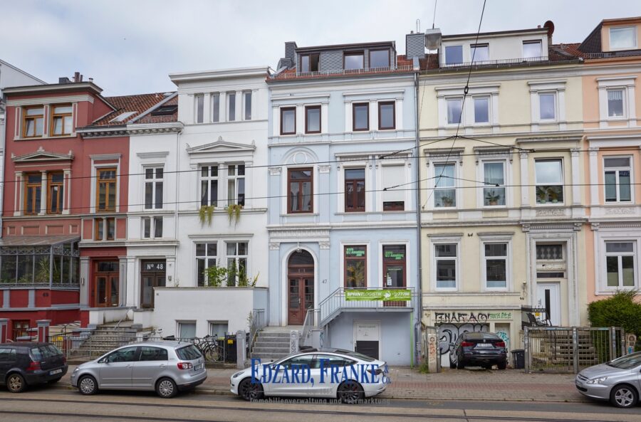 Stilvolles Altbremer Reihenhaus mit vier Mietparteien im Viertel, 28203 Bremen, Mehrfamilienhaus