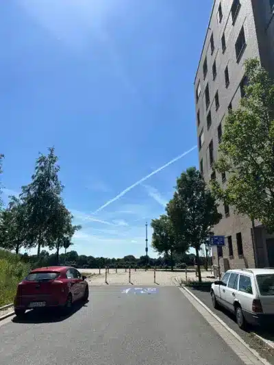 Lichtdurchflutete Wohnung mit Terrasse an der Weser - Außenansicht (223)