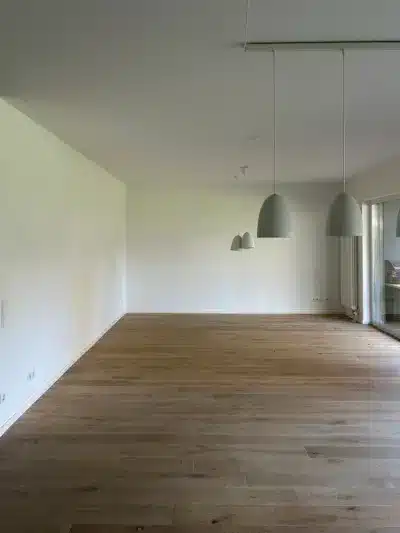 Lichtdurchflutete Wohnung mit Terrasse an der Weser - Wohnzimmer (227)