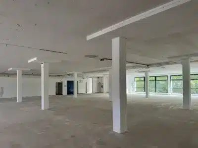 Groß denken. Flexibel nutzen. Sofort einziehen. - 3. Etage Ansicht 2. Fluchttreppenhaus (117)