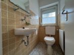 Tolles 5-Zimmer-Reihenendhaus mit Garage in Horn Lehe - Gäste-WC